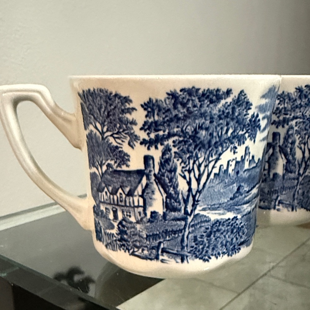 7 J & G Meakin Teacups